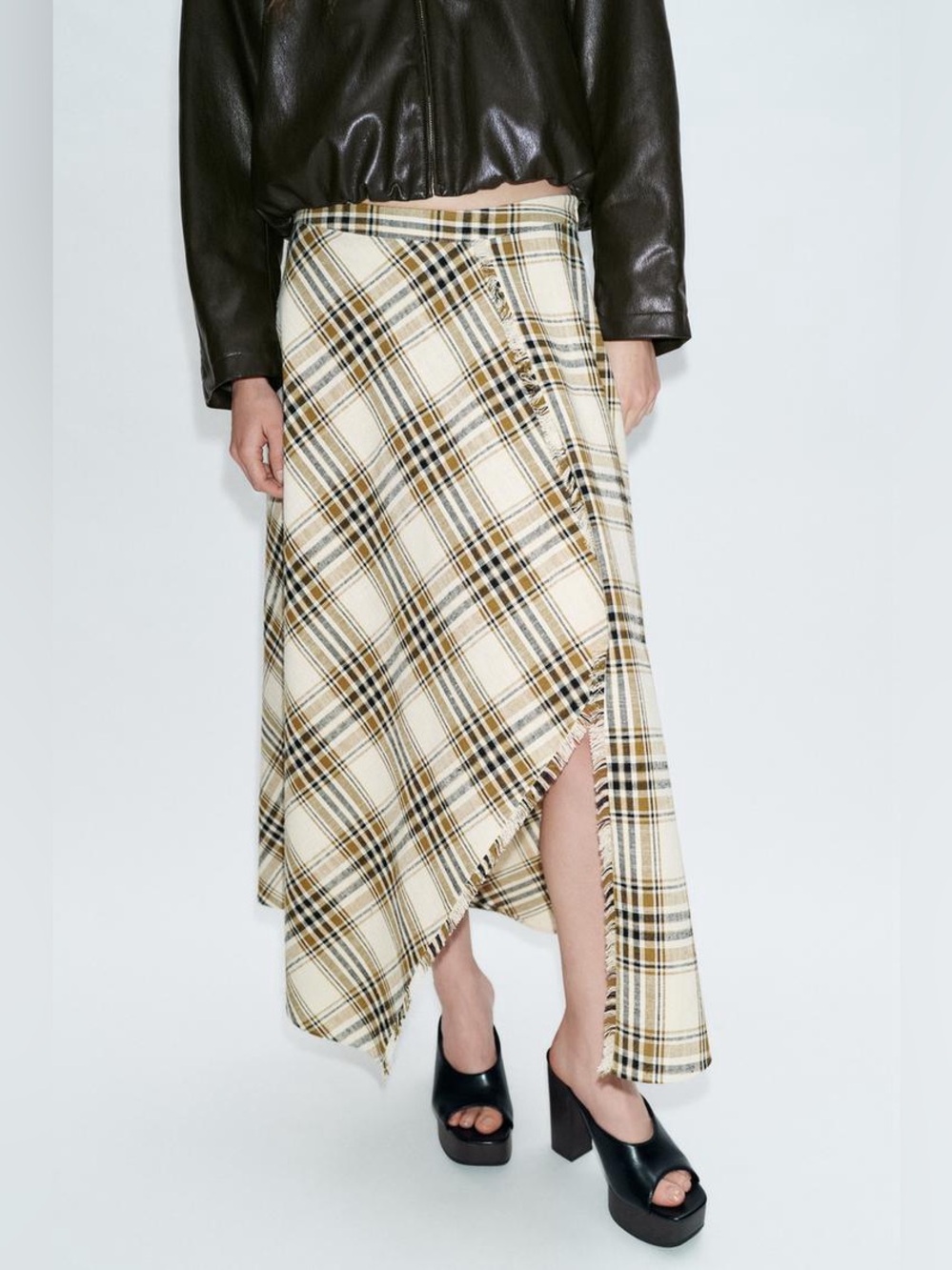 Zara Asymmetric Plaid Skirt - Picture 2 of 8